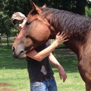 Meet your Posher, Elliott